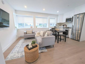 Centrally located, modern, 2 bedroom home